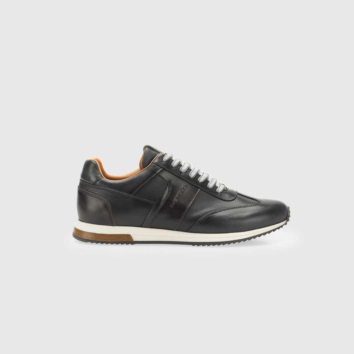 SLOW Classic Sneaker - 11721-5912AM | Ambitious